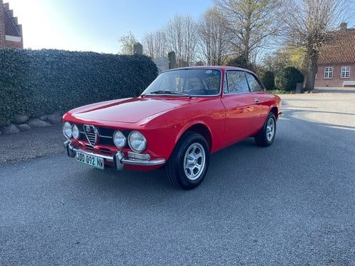 1971 Alfa Romeo GT Type 105 (1963-75) 1750 GT Veloce