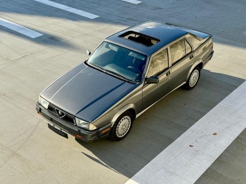 ALFA ROMEO 75 75 3.0 ie V6 America - 1989 Kaufen Bei