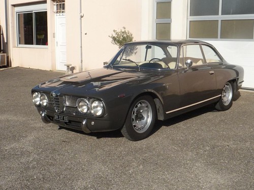 ALFA ROMEO 2600 Sprint Coupé BERTONE - 1963 Kaufen Bei