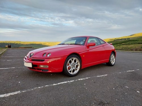 2001 Alfa Romeo GTV 916