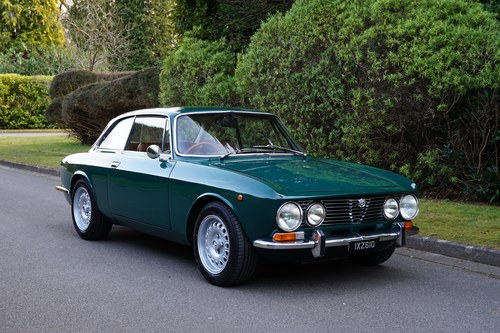 1974 Alfa Romeo GTV 2000
