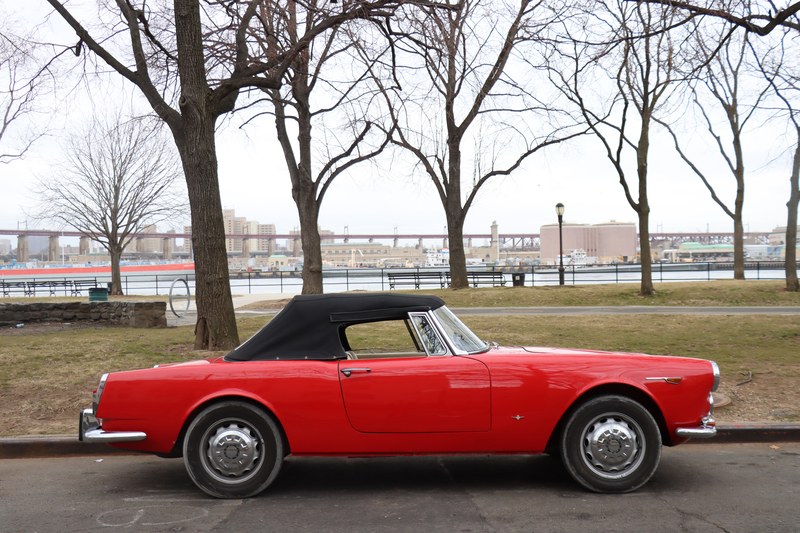 1963 Alfa Romeo 2600 Spider - 2 1963 Alfa Romeo 2600 Spider - 2