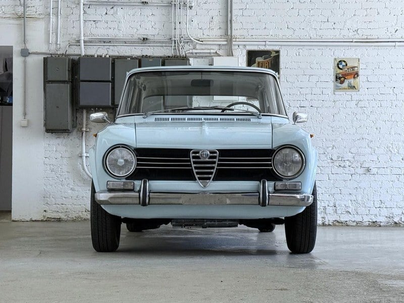 1969 Alfa Romeo Giulia - 1 1969 Alfa Romeo Giulia - 1