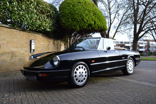 1999 ALFA SPIDER S4 RHD FACTORY BLACK VENDU