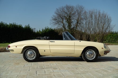 1969 ALFA ROMEO 1750 SPIDER VELOCE "OSSO DI SEPPIA" Kaufen Bei