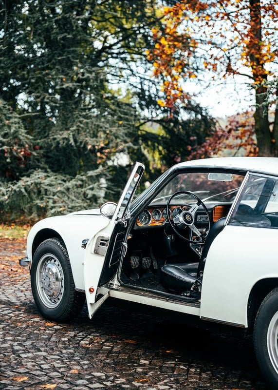 1967 Alfa Romeo SZ - 2 1967 Alfa Romeo SZ - 2