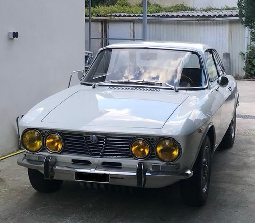 1972 ALFA ROMEO 2000 GT Bertone // OR+ For Sale