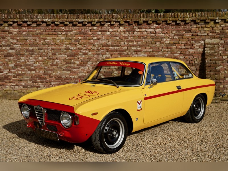 1964 Alfa Romeo Giulia Type 105 Sprint GT