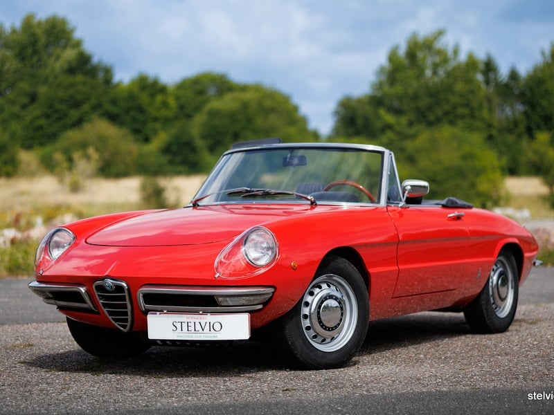 Alfa Romeo 1750 Spider Veloce "Duetto" LHD excellent driver