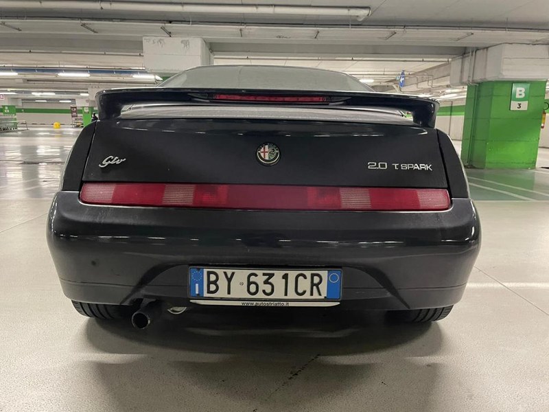 2001 Alfa Romeo GTV 2000 - 1 2001 Alfa Romeo GTV 2000 - 1