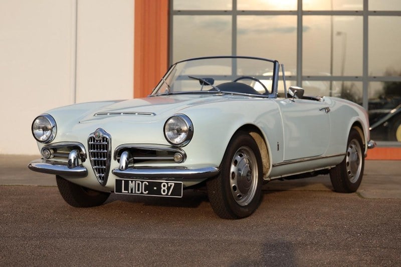 1963 Alfa Romeo Spider - 1 1963 Alfa Romeo Spider - 1