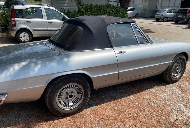 1971 Alfa Romeo Spider - 2 1971 Alfa Romeo Spider - 2