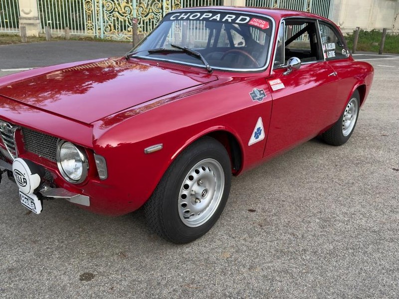1968 ALFA ROMEO Giulia 1300 coupe bertone