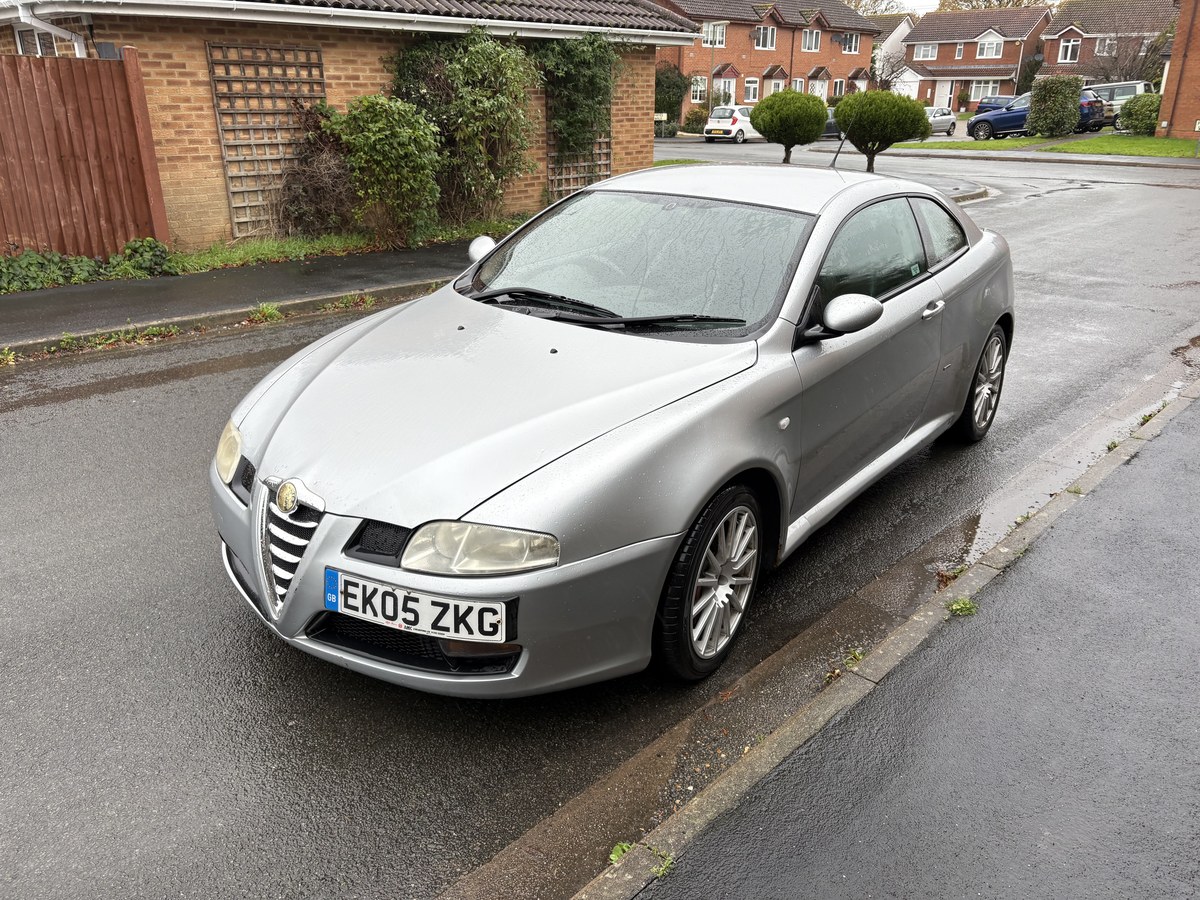 2005 Alfa Romeo GT Argento Manuale, 6 marce Guida a destra ad Horley ...