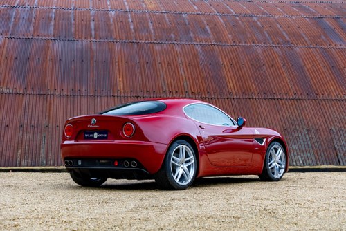 Image 2 for 2009 Alfa Romeo 8C
