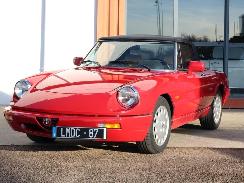 1991 Alfa Romeo Spider Quadrifoglio Verde