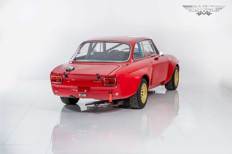 1969 Alfa Romeo GT - 2 1969 Alfa Romeo GT - 2