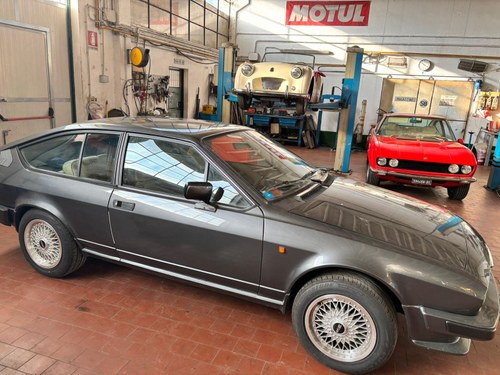 1981 Alfa Romeo ALFETTA GTV 2.0 130 CV ASI