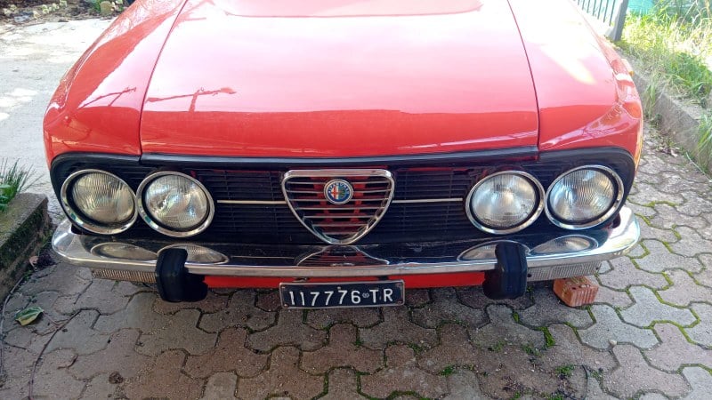 1971 Alfa Romeo Giulia - 1 1971 Alfa Romeo Giulia - 1