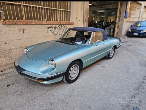 1983 Alfa Romeo Spider (Duetto) Series 3