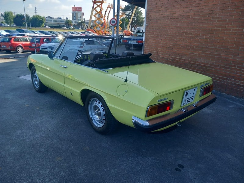 1973 Alfa Romeo Spider - 2 1973 Alfa Romeo Spider - 2