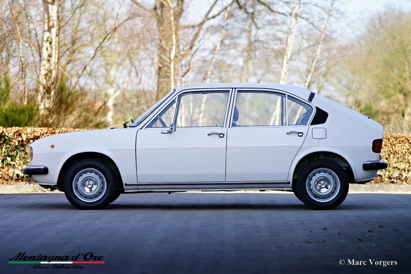 1979 Alfa Romeo Alfasud - 2 1979 Alfa Romeo Alfasud - 2
