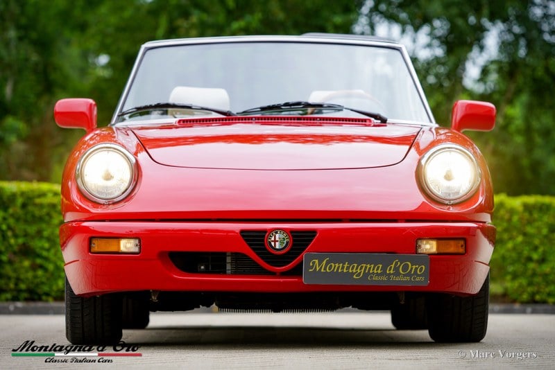 1991 Alfa Romeo Spider - 1 1991 Alfa Romeo Spider - 1