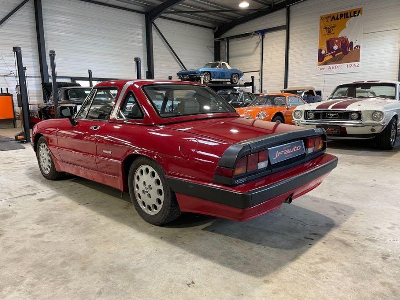 1988 Alfa Romeo Spider - 2 1988 Alfa Romeo Spider - 2