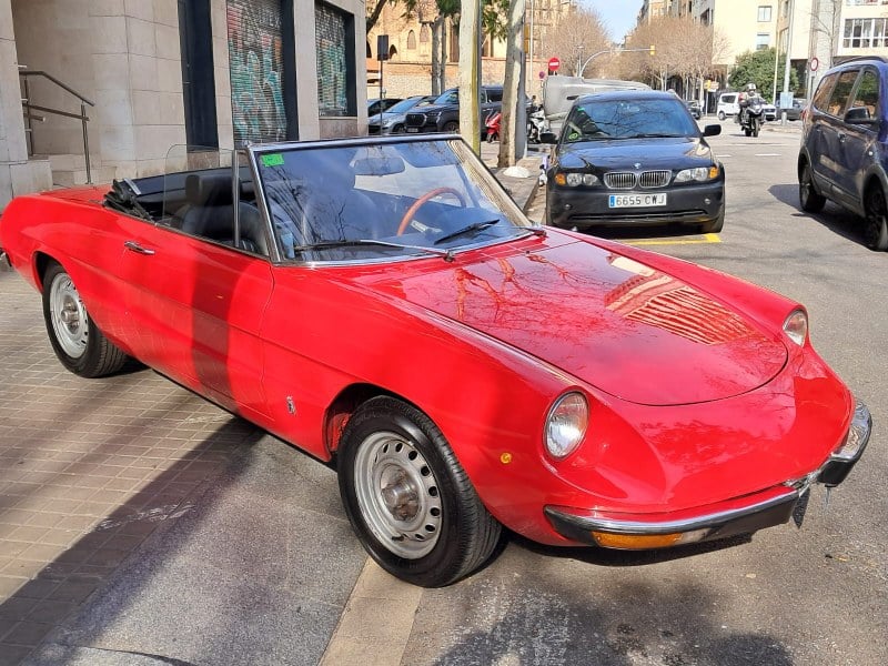 1975 Alfa Romeo Spider - 1 1975 Alfa Romeo Spider - 1