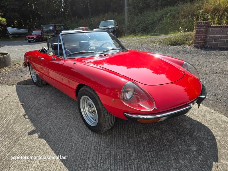 1975 Alfa Romeo Spider - 2 1975 Alfa Romeo Spider - 2