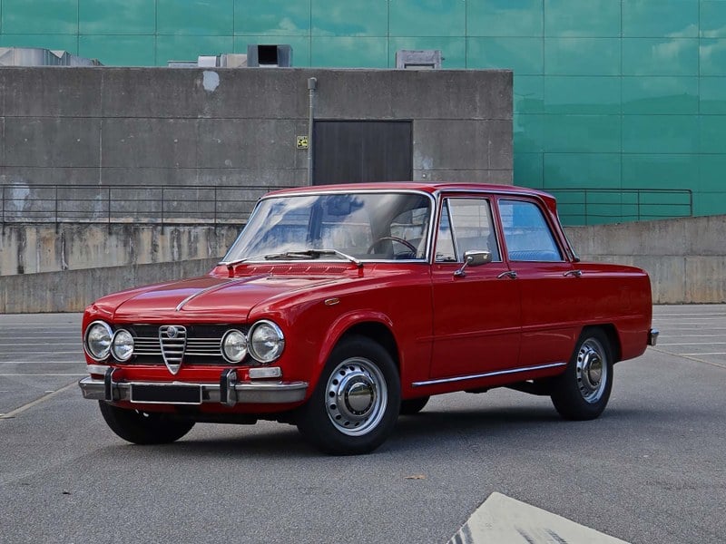 1972 Alfa Romeo Giulia - 1 1972 Alfa Romeo Giulia - 1