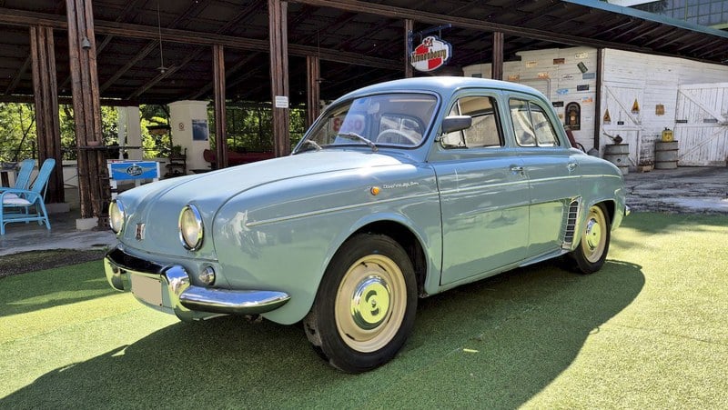 1959 Alfa Romeo Dauphine - 1 1959 Alfa Romeo Dauphine - 1
