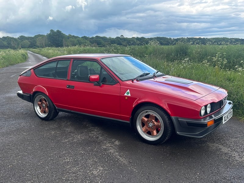 1982 Alfa Romeo GTV - 2 1982 Alfa Romeo GTV - 2