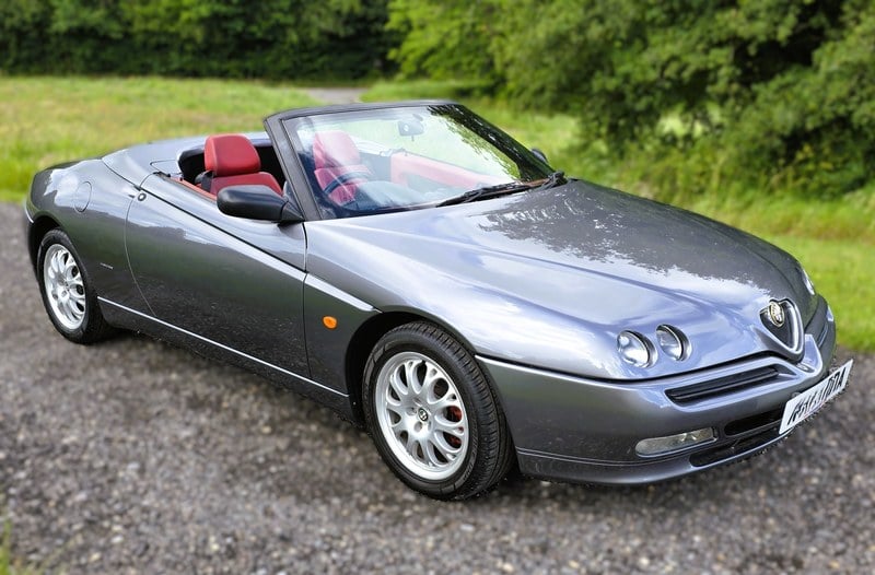 2001 Alfa Romeo Spider - 1 2001 Alfa Romeo Spider - 1