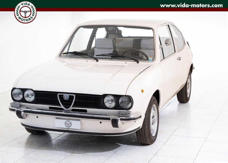 1973 Alfa Romeo Alfasud - 1 1973 Alfa Romeo Alfasud - 1