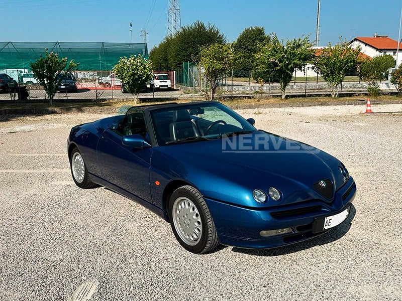 1995 Alfa Romeo Spider - 2 1995 Alfa Romeo Spider - 2