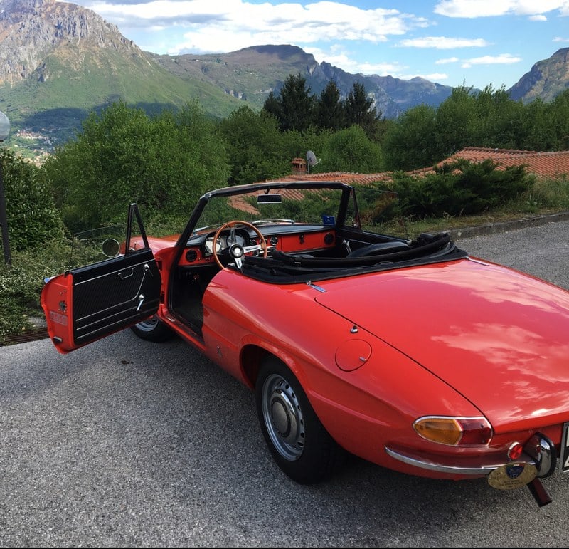 1968 Alfa Romeo Spider (Duetto) - 2 1968 Alfa Romeo Spider (Duetto) - 2