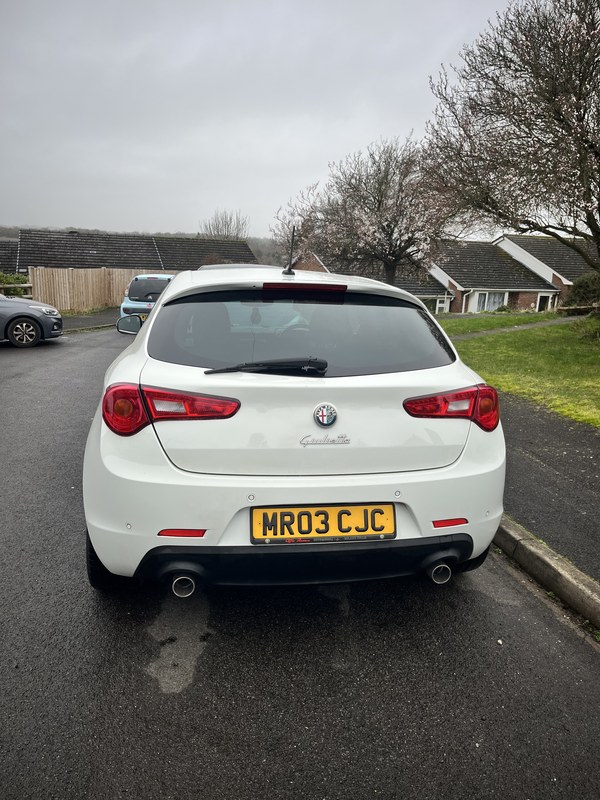 2014 Alfa Romeo Giulietta - 2 2014 Alfa Romeo Giulietta - 2