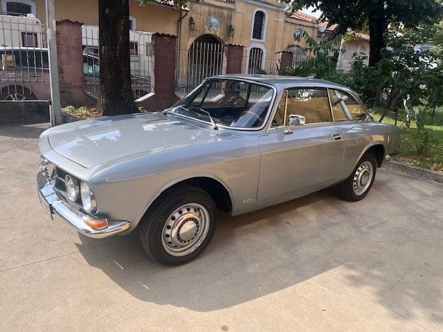 1968 Alfa Romeo GT - 1 1968 Alfa Romeo GT - 1