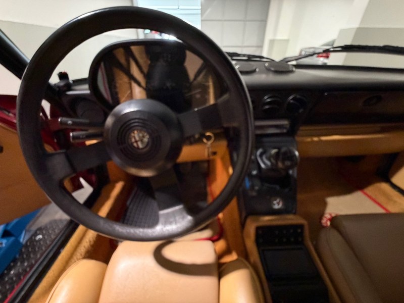 2000 Alfa Romeo Spider (Duetto) - 2 2000 Alfa Romeo Spider (Duetto) - 2