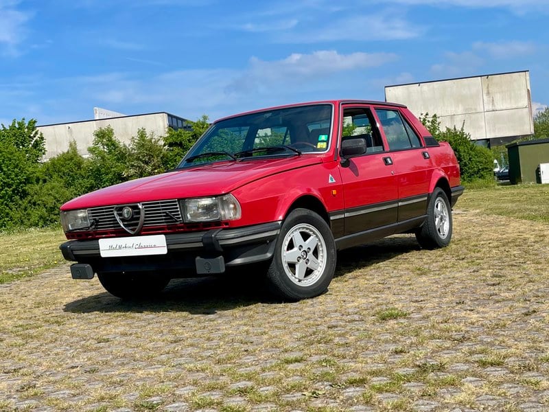 1982 Alfa Romeo Giulietta - 1 1982 Alfa Romeo Giulietta - 1