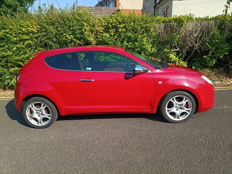2012 Alfa Romeo Mito - 2 2012 Alfa Romeo Mito - 2