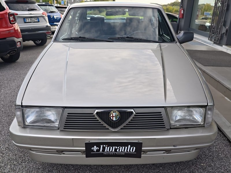 1987 Alfa Romeo 75 - 1 1987 Alfa Romeo 75 - 1