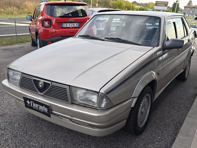 1987 Alfa Romeo 75 - 2 1987 Alfa Romeo 75 - 2