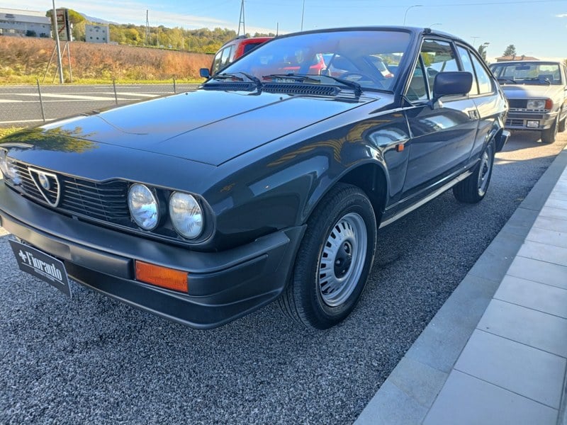 1980 Alfa Romeo GTV - 2 1980 Alfa Romeo GTV - 2