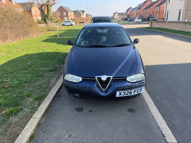 2000 Alfa Romeo 156 - 1 2000 Alfa Romeo 156 - 1