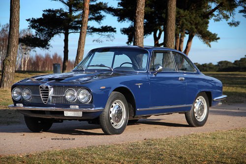 1964 Alfa Romeo 2600 Sprint blue with blue leather For Sale