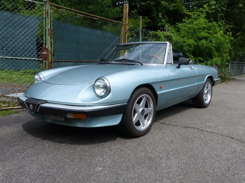 1985 Rust-free and original Alfa Spider 2.0, 1st paint SOLD