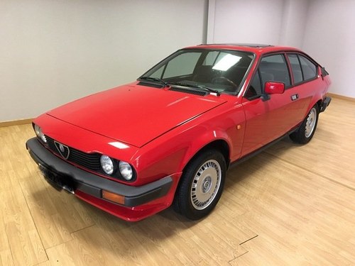 1984 ALFA ROMEO GTV 2.0  only 48,000 miles LHD For Sale