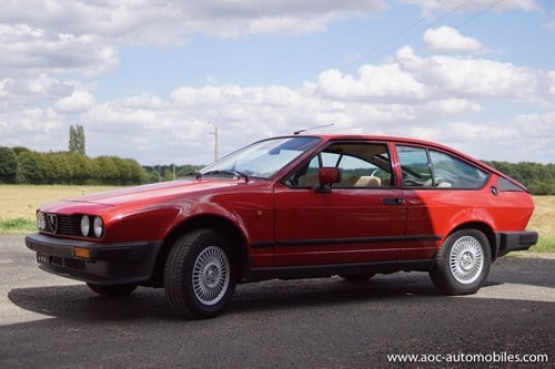 1982 Alfa-Romeo GTV coupé - First paint - low mileage + books In vendita